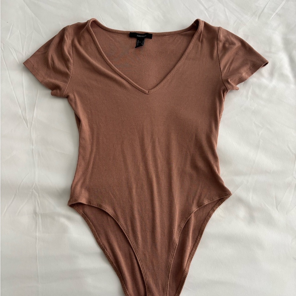 Forever 21 Brown Fitted Short Sleeve Bodysuit